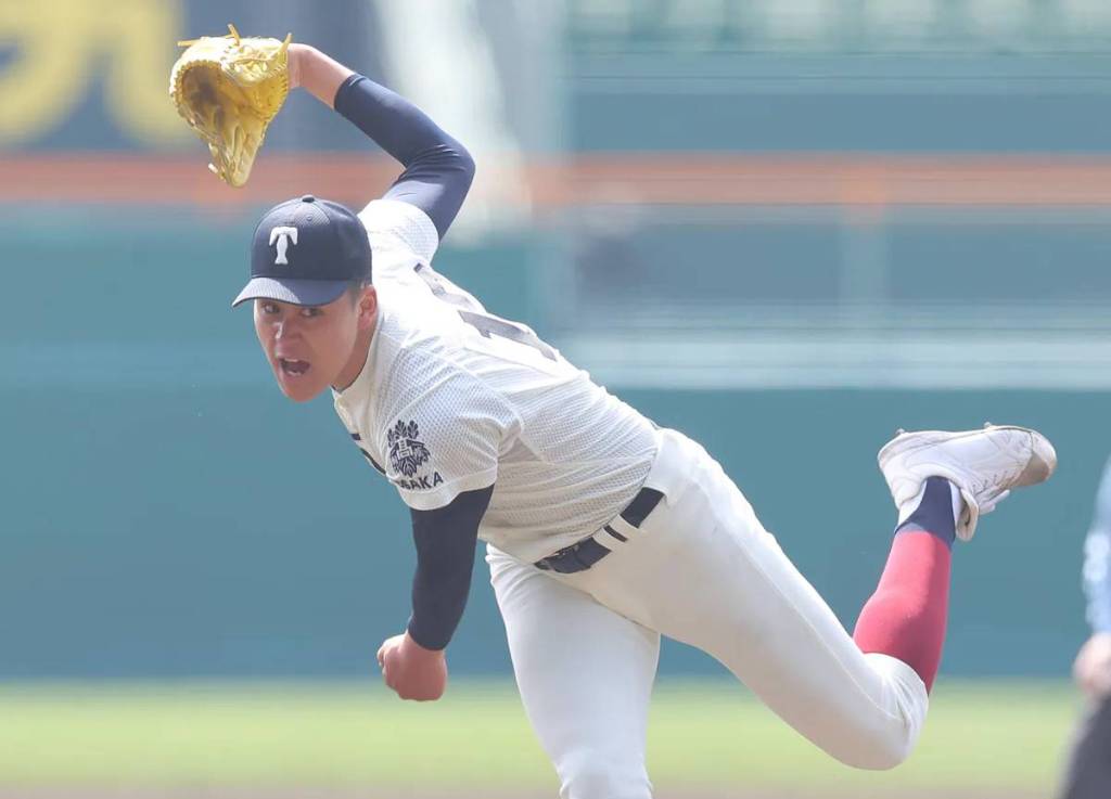 大阪桐蔭に"とんでもない2年生"出現 192cm左腕が14K完封の衝撃デビュー