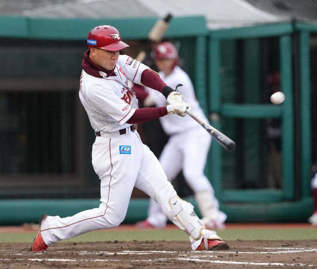 鷹の開幕連勝「5」でストップ 楽天が4連敗脱出、村林が決勝打&WBC右腕に誤算