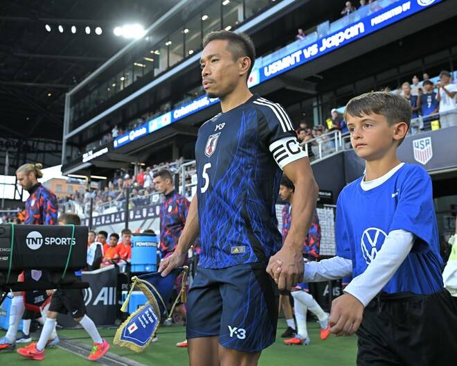 W杯代表発表、長友佑都がアジア初5大会連続の快挙。三笘薫、南野拓実は落選