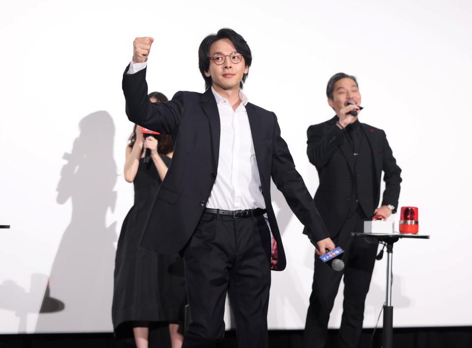 中村倫也、問題文聞かずに「ムロツヨシ」と解答。驚きの"0文字解答"成功